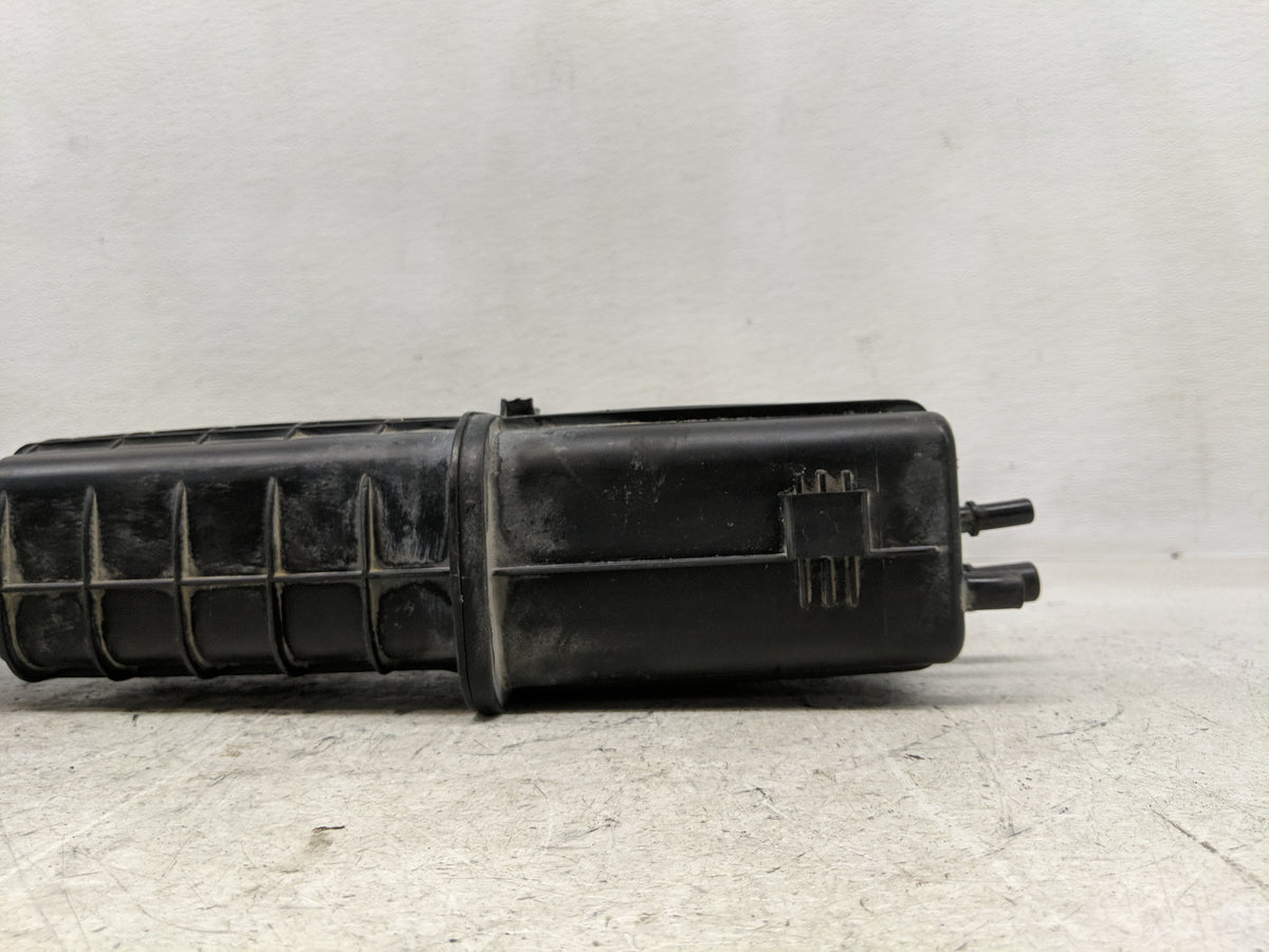 2017 Dodge Caravan Fuel Vapor Charcoal Canister 1357857 - Oemusedautoparts1.com
