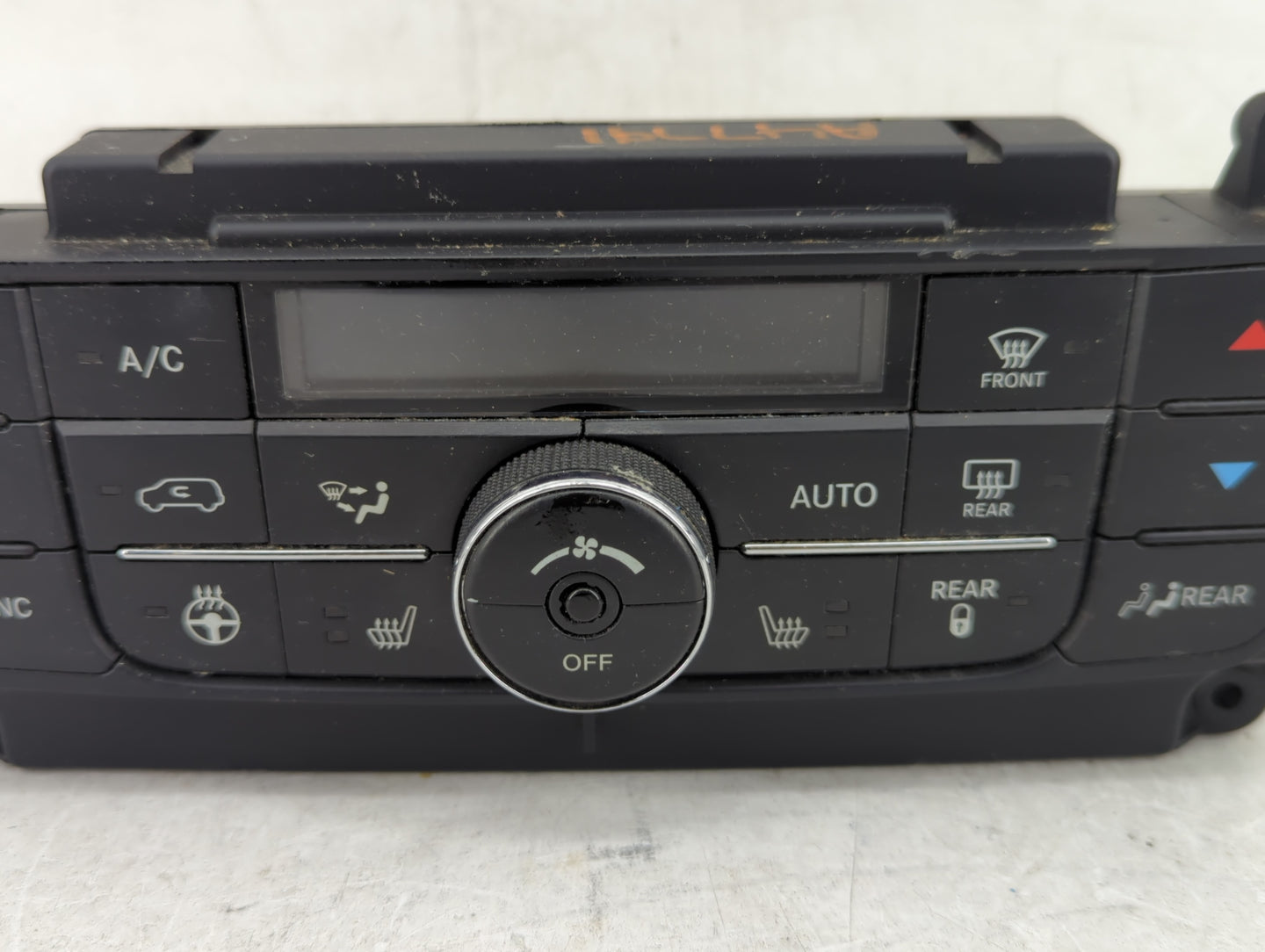2017 Dodge Caravan Climate Control Module Temperature AC/Heater Replacement P/N:55111367AH Fits OEM Used Auto Parts - Oemuse