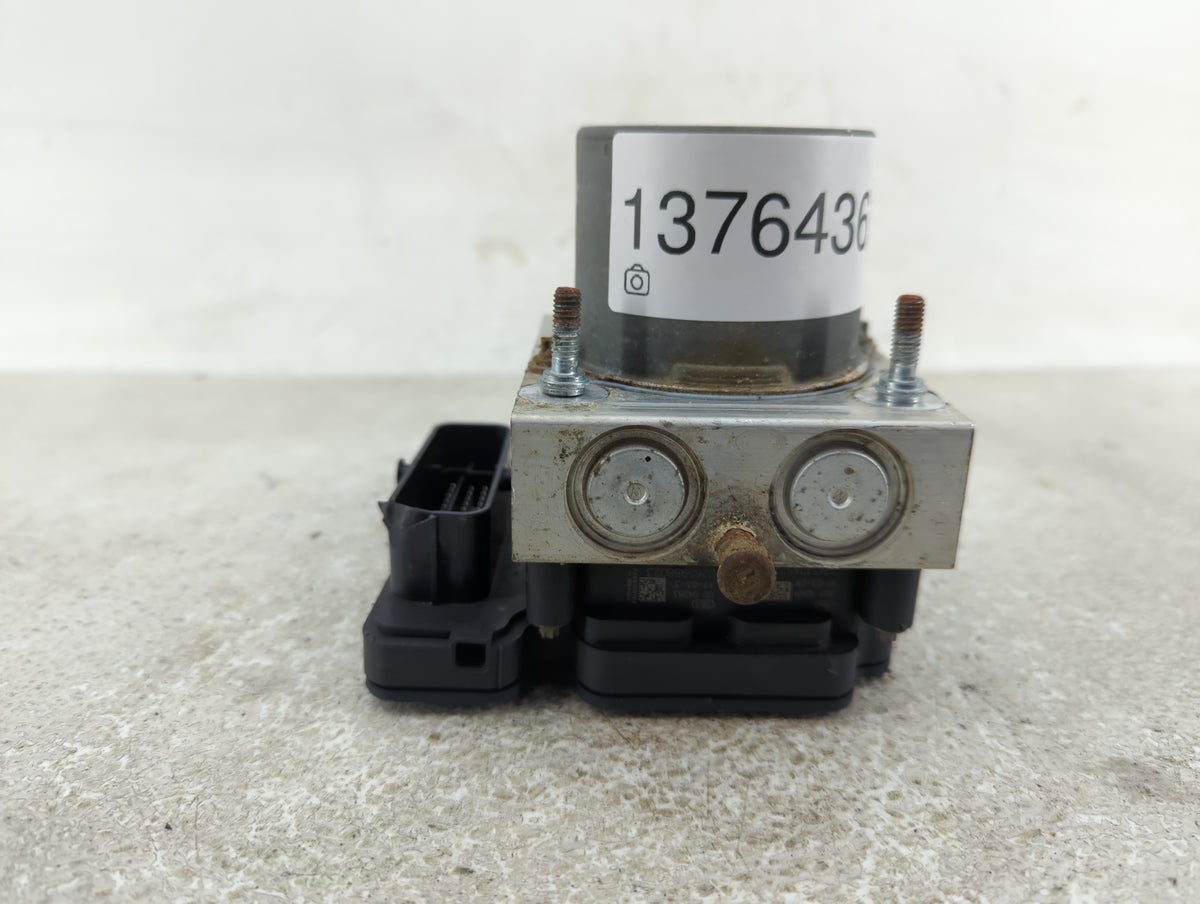 2017 Dodge Caravan Anti-Lock Brake ABS Pump Module Actuator OEM P/N:P68183803AC Fits Fits 2015 2016 2018 2019 2020 OEM Used 