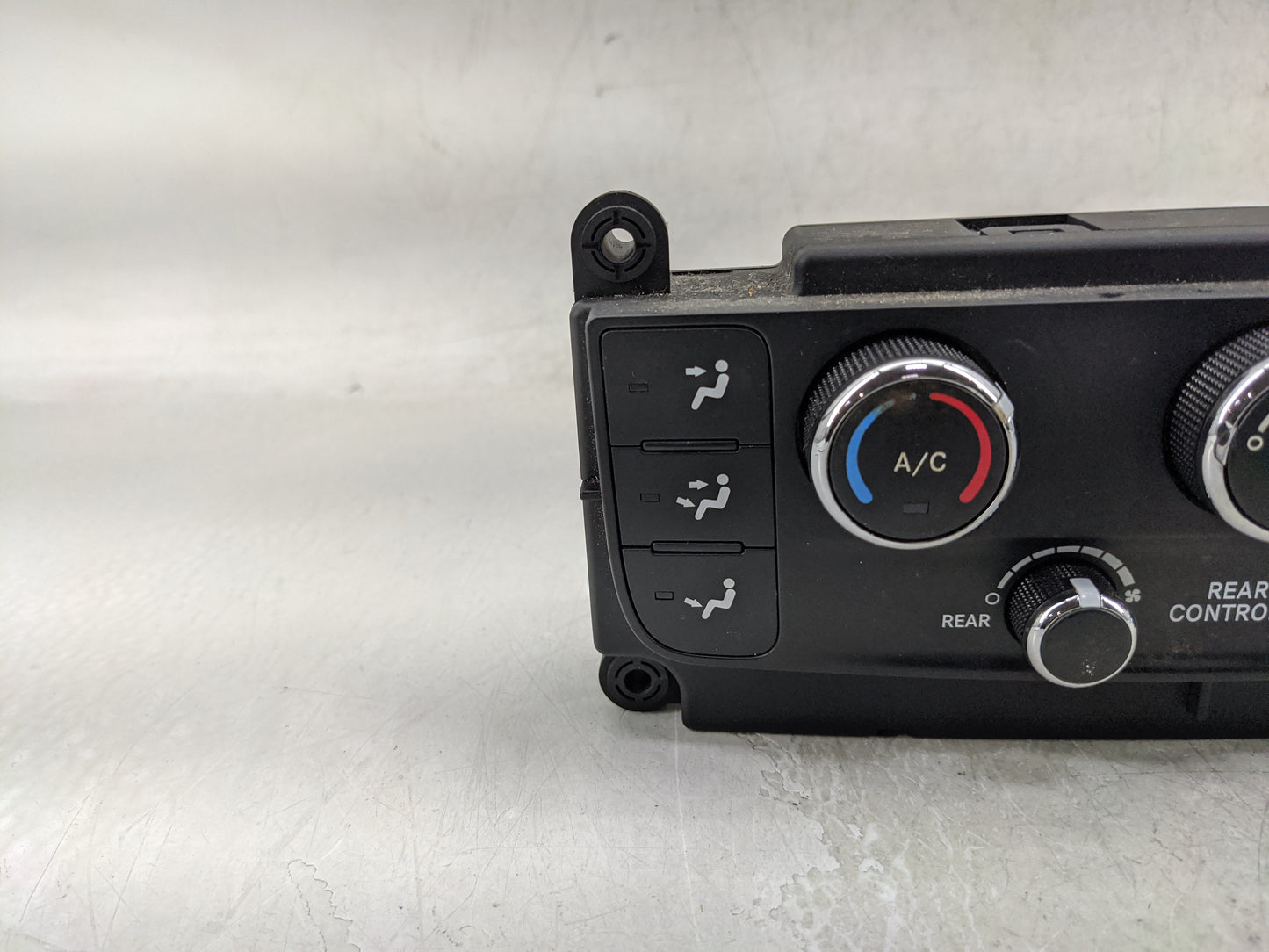 2017 Dodge Caravan Climate Control Module Temperature AC/Heater Replacement P/N:P55111240AJ Fits OEM Used Auto Parts - Oemus