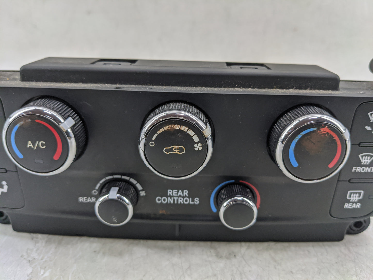 2017 Dodge Caravan Climate Control Module Temperature AC/Heater Replacement P/N:P55111240AJ Fits OEM Used Auto Parts - Oemus