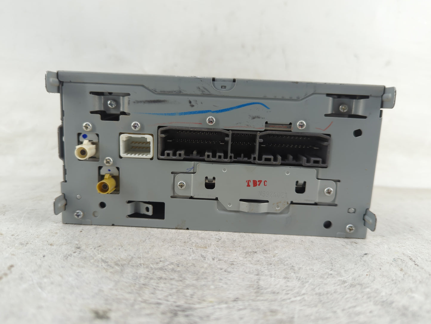 2017 Dodge Caravan Radio AM FM Cd Player Receiver Replacement P/N:P68363307AA Fits Fits 2012 2013 2014 2015 2016 2018 2019 2