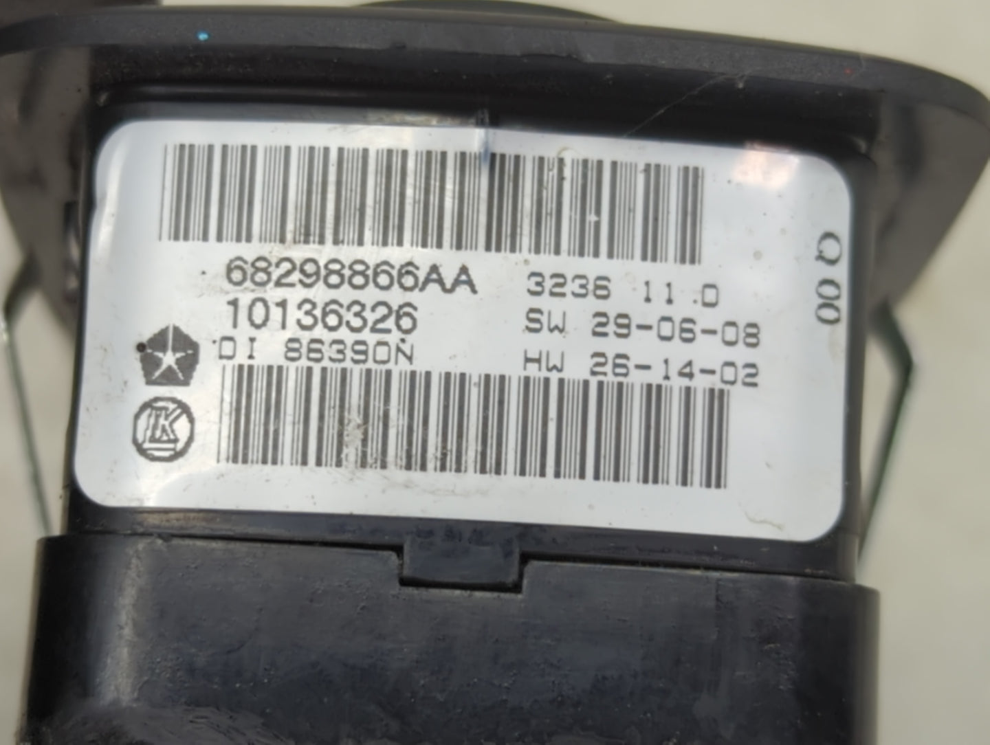 2017 Dodge Caravan Master Power Window Switch Replacement Driver Side Left P/N:10136326 68298866AA Fits OEM Used Auto Parts 