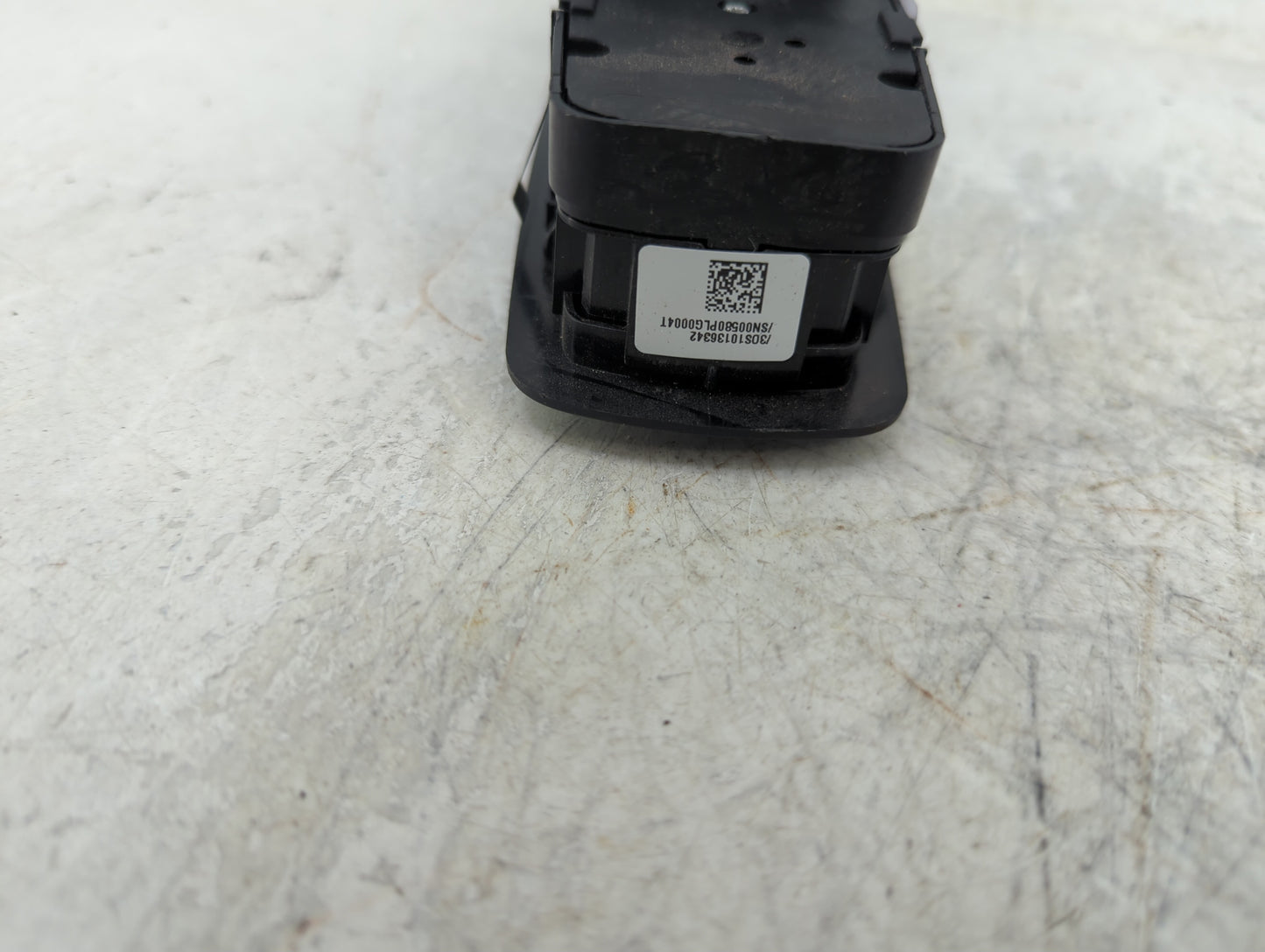 2017 Dodge Caravan Master Power Window Switch Replacement Driver Side Left P/N:68298871AA Fits OEM Used Auto Parts - Oemused