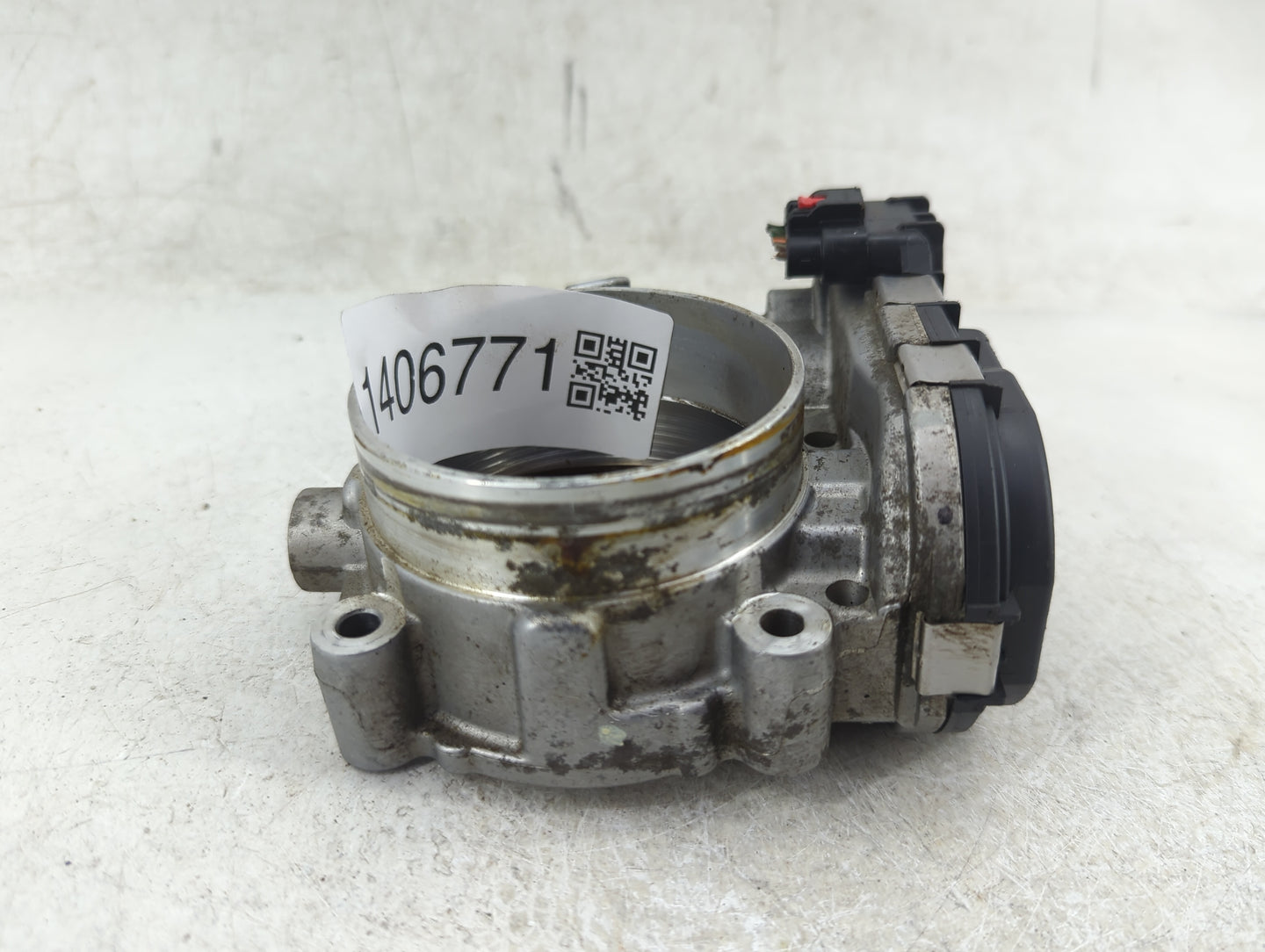 2017 Dodge Caravan Throttle Body P/N:05184349AC Fits Fits 2011 2012 2013 2014 2015 2016 2018 2019 2020 2021 2022 OEM Used Au