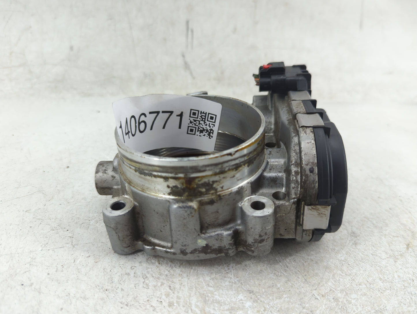 2017 Dodge Caravan Throttle Body P/N:05184349AC Fits Fits 2011 2012 2013 2014 2015 2016 2018 2019 2020 2021 2022 OEM Used Au