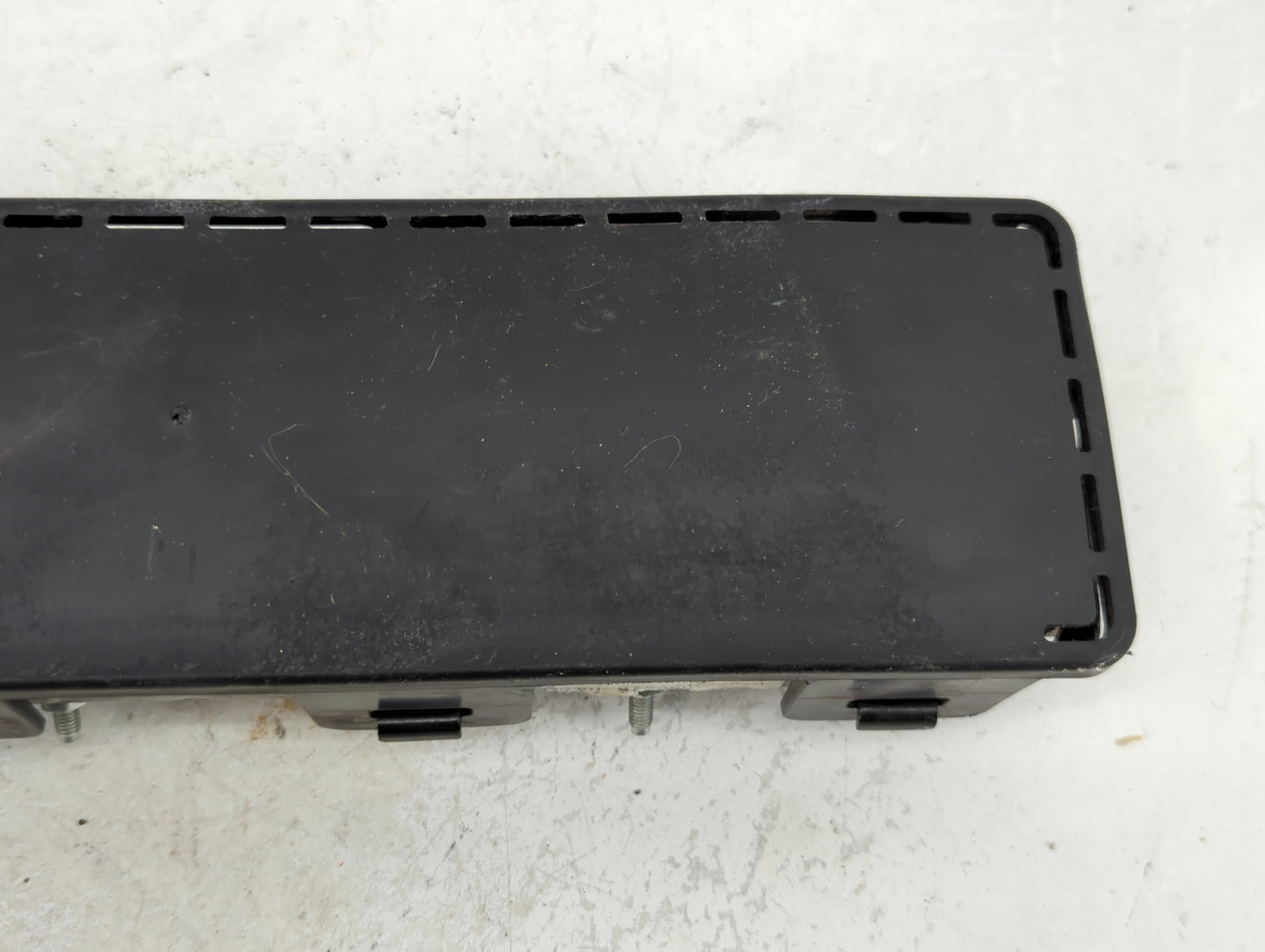 2017 Dodge Caravan Air Bag Driver Left Knee OEM P/N:5057771AF Fits Fits 2014 2015 2016 2018 OEM Used Auto Parts - Oemusedaut