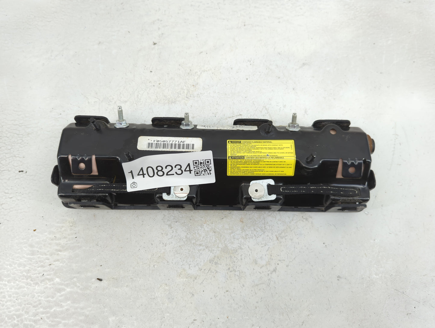2017 Dodge Caravan Air Bag Driver Left Knee OEM P/N:5057771AF Fits Fits 2014 2015 2016 2018 OEM Used Auto Parts - Oemusedaut