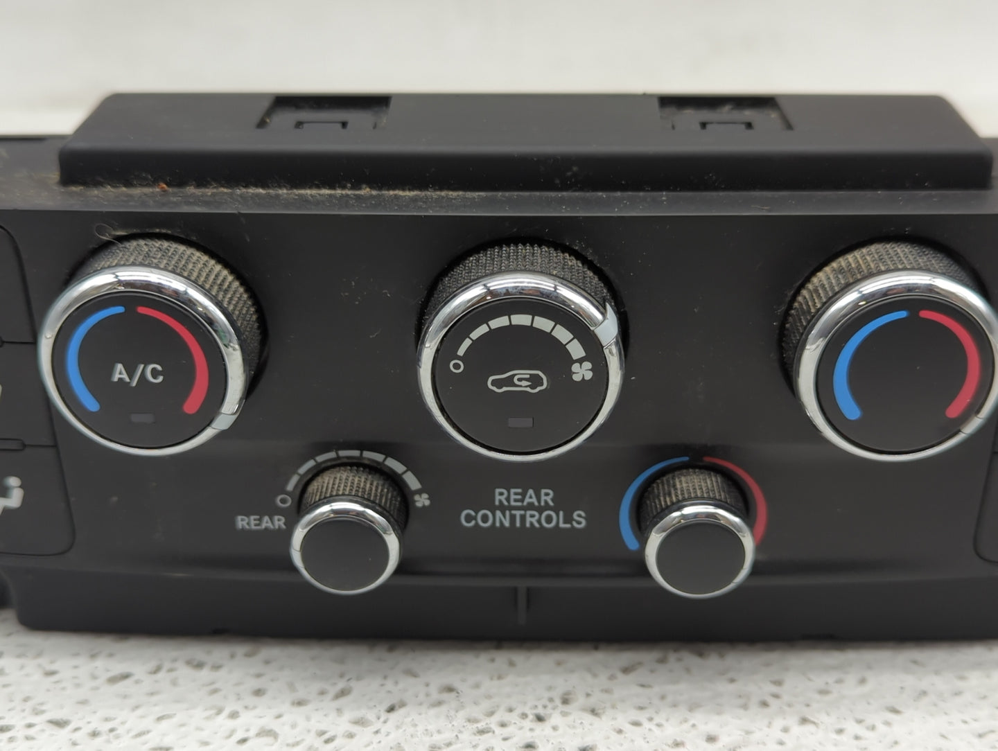 2017 Dodge Caravan Climate Control Module Temperature AC/Heater Replacement P/N:P55111240AJ Fits OEM Used Auto Parts - Oemus