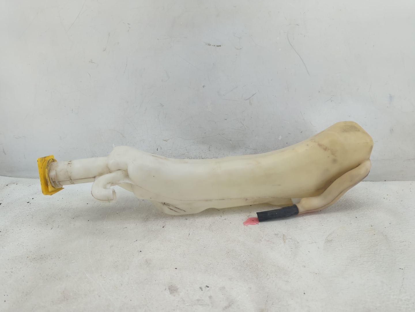 Dodge Caravan Radiator Coolant Overflow Expansion Tank Bottle - Oemusedautoparts1.com