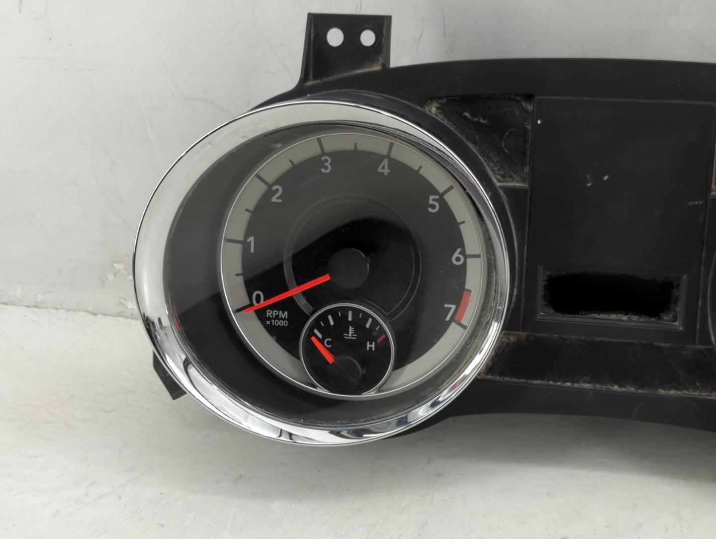 2017 Dodge Caravan Instrument Cluster Speedometer Gauges P/N:P68241685AA A2C30085711 Fits OEM Used Auto Parts - Oemusedautop