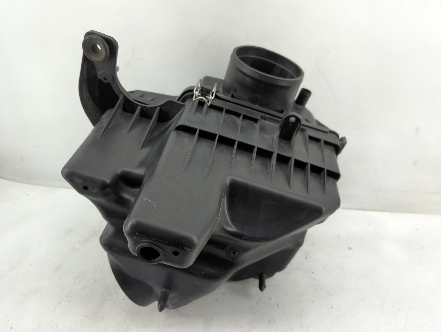 Dodge Caravan Air Cleaner Intake-duct Hose Tube - Oemusedautoparts1.com