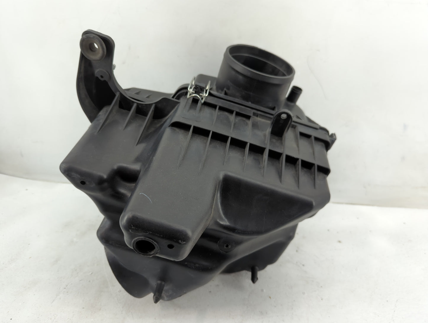 Dodge Caravan Air Cleaner Intake-duct Hose Tube - Oemusedautoparts1.com