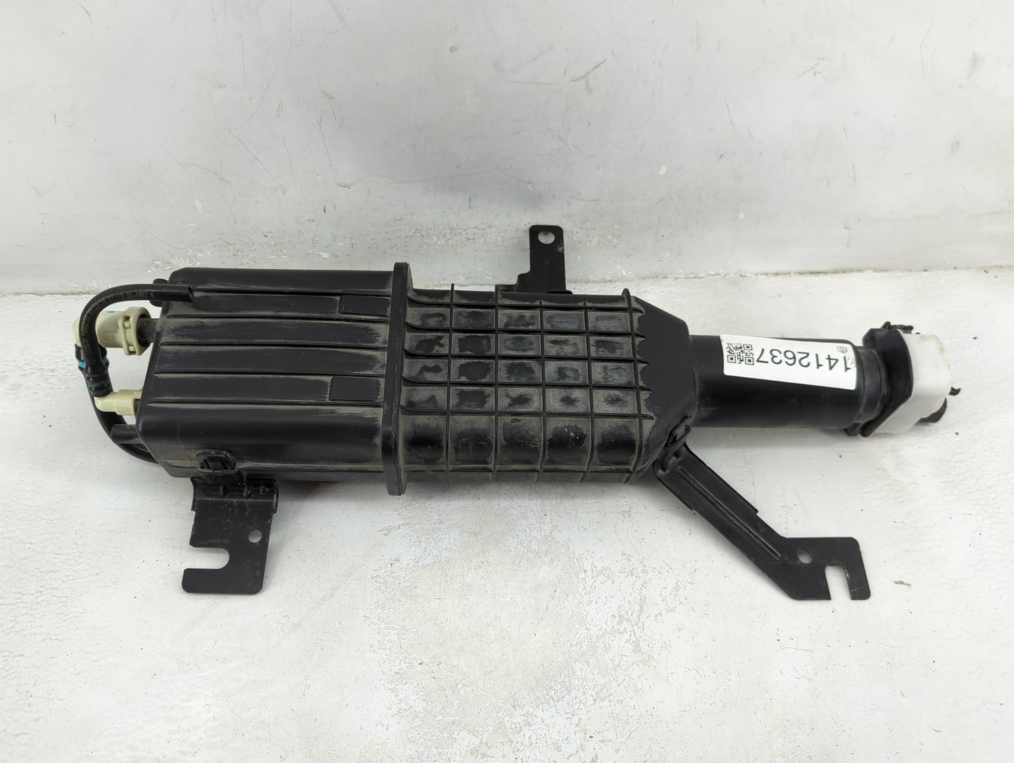 2017 Dodge Caravan Fuel Vapor Charcoal Canister 1412637 - Oemusedautoparts1.com