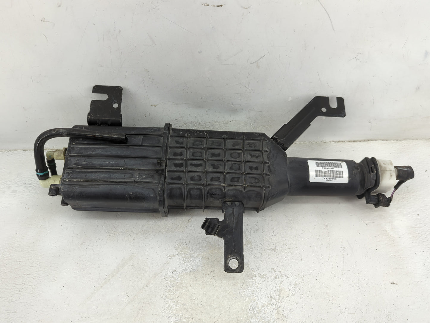 2017 Dodge Caravan Fuel Vapor Charcoal Canister 1412637 - Oemusedautoparts1.com