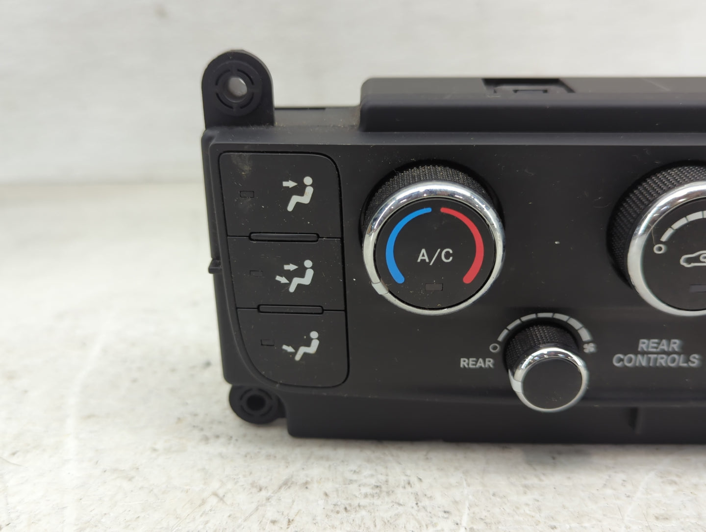2017 Dodge Caravan Climate Control Module Temperature AC/Heater Replacement P/N:P55111240AJ Fits OEM Used Auto Parts - Oemus