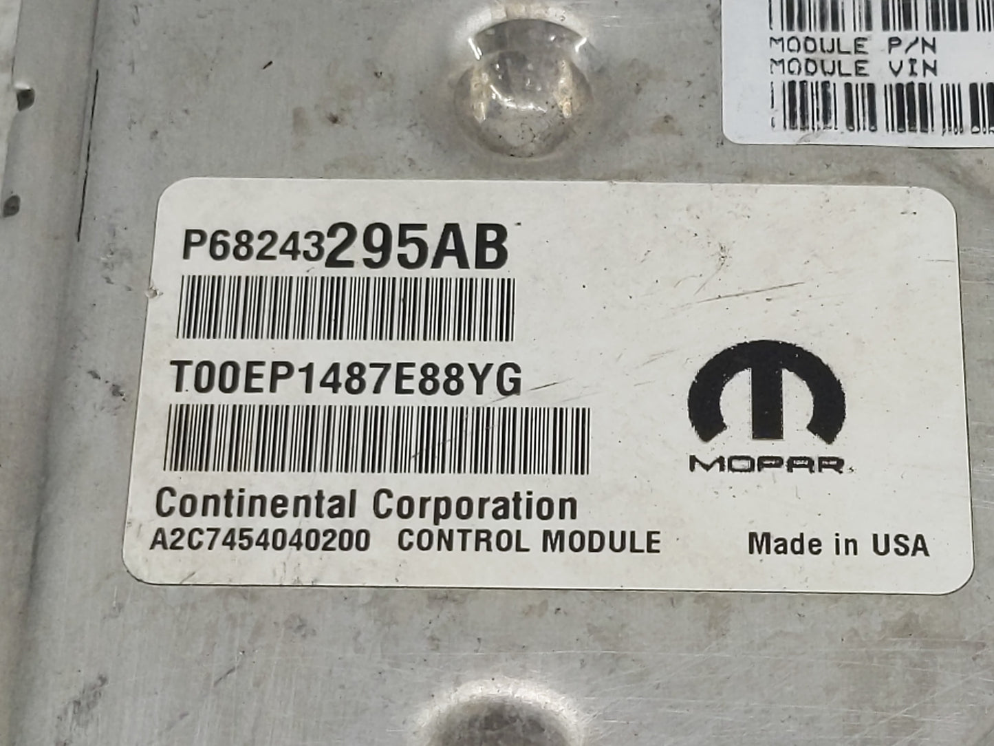 2017 Dodge Caravan PCM Engine Control Computer ECU ECM PCU OEM P/N:P68243295AB Fits Fits 2016 2018 2019 2020 OEM Used Auto P