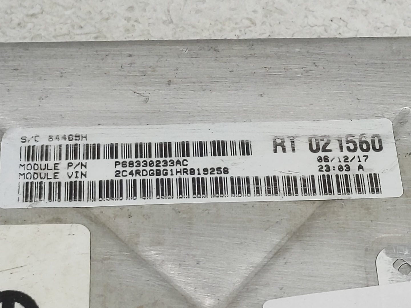 2017 Dodge Caravan PCM Engine Control Computer ECU ECM PCU OEM P/N:P68243295AB Fits Fits 2016 2018 2019 2020 OEM Used Auto P