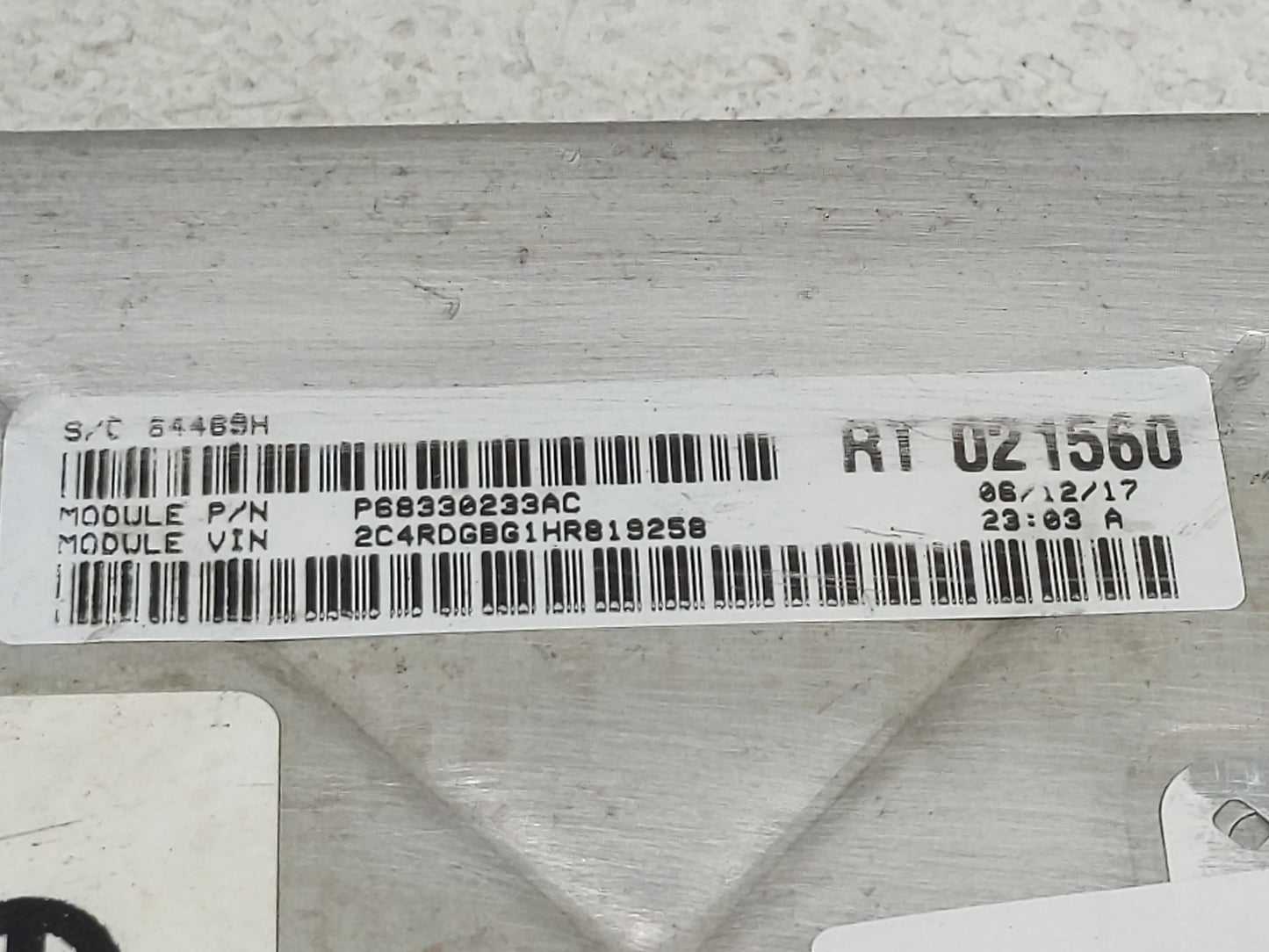 2017 Dodge Caravan PCM Engine Control Computer ECU ECM PCU OEM P/N:P68243295AB Fits Fits 2016 2018 2019 2020 OEM Used Auto P