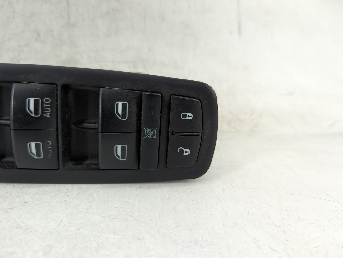 2017 Dodge Caravan Master Power Window Switch Replacement Driver Side Left P/N:68298871AA Fits OEM Used Auto Parts - Oemused