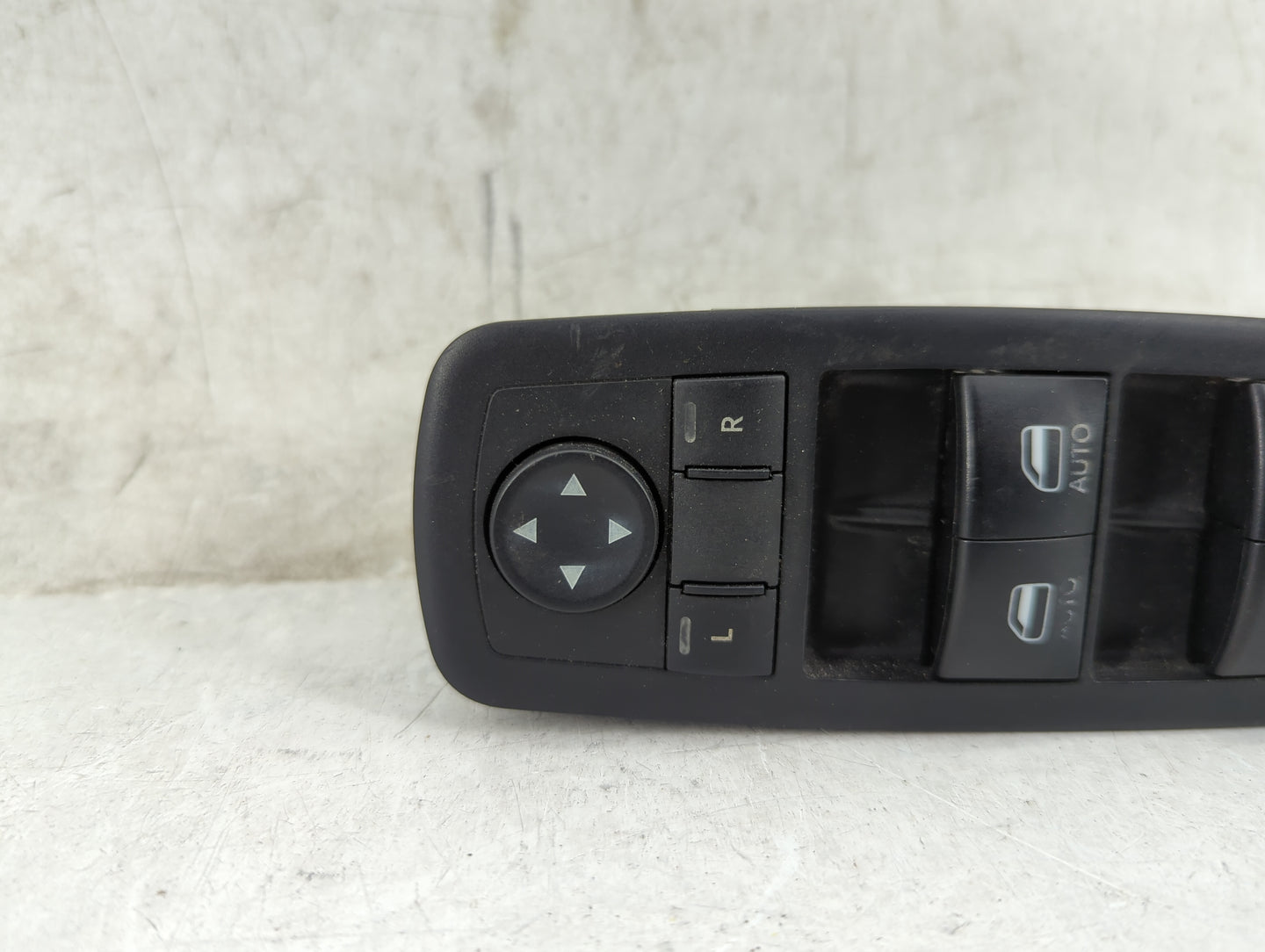 2017 Dodge Caravan Master Power Window Switch Replacement Driver Side Left P/N:68298871AA Fits OEM Used Auto Parts - Oemused