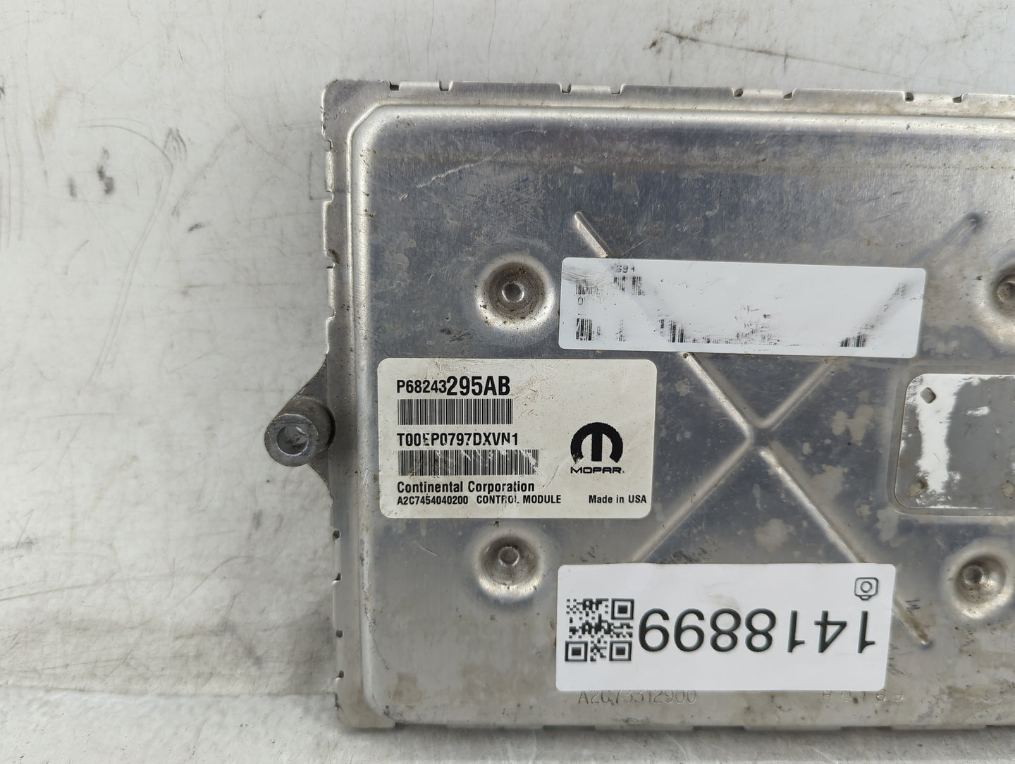 2017 Dodge Caravan PCM Engine Control Computer ECU ECM PCU OEM P/N:P68243295AB T00EP0797DXVN1 Fits Fits 2016 2018 2019 2020 