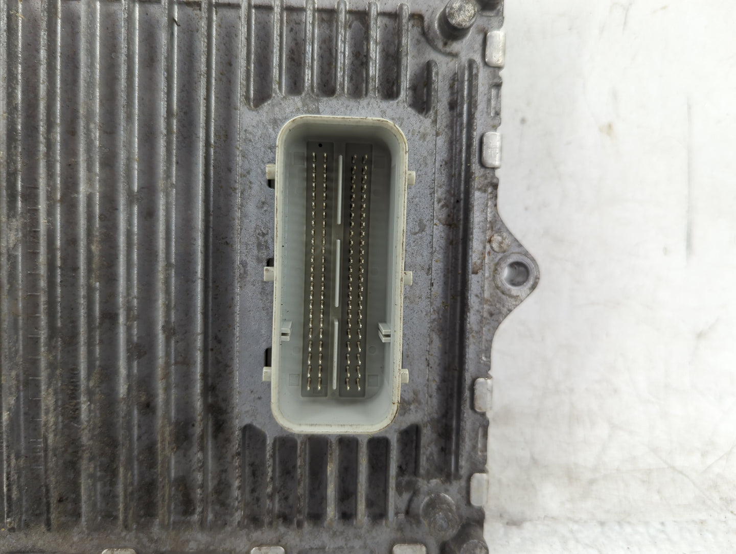 2017 Dodge Caravan PCM Engine Control Computer ECU ECM PCU OEM P/N:P68243295AB T00EP0797DXVN1 Fits Fits 2016 2018 2019 2020 