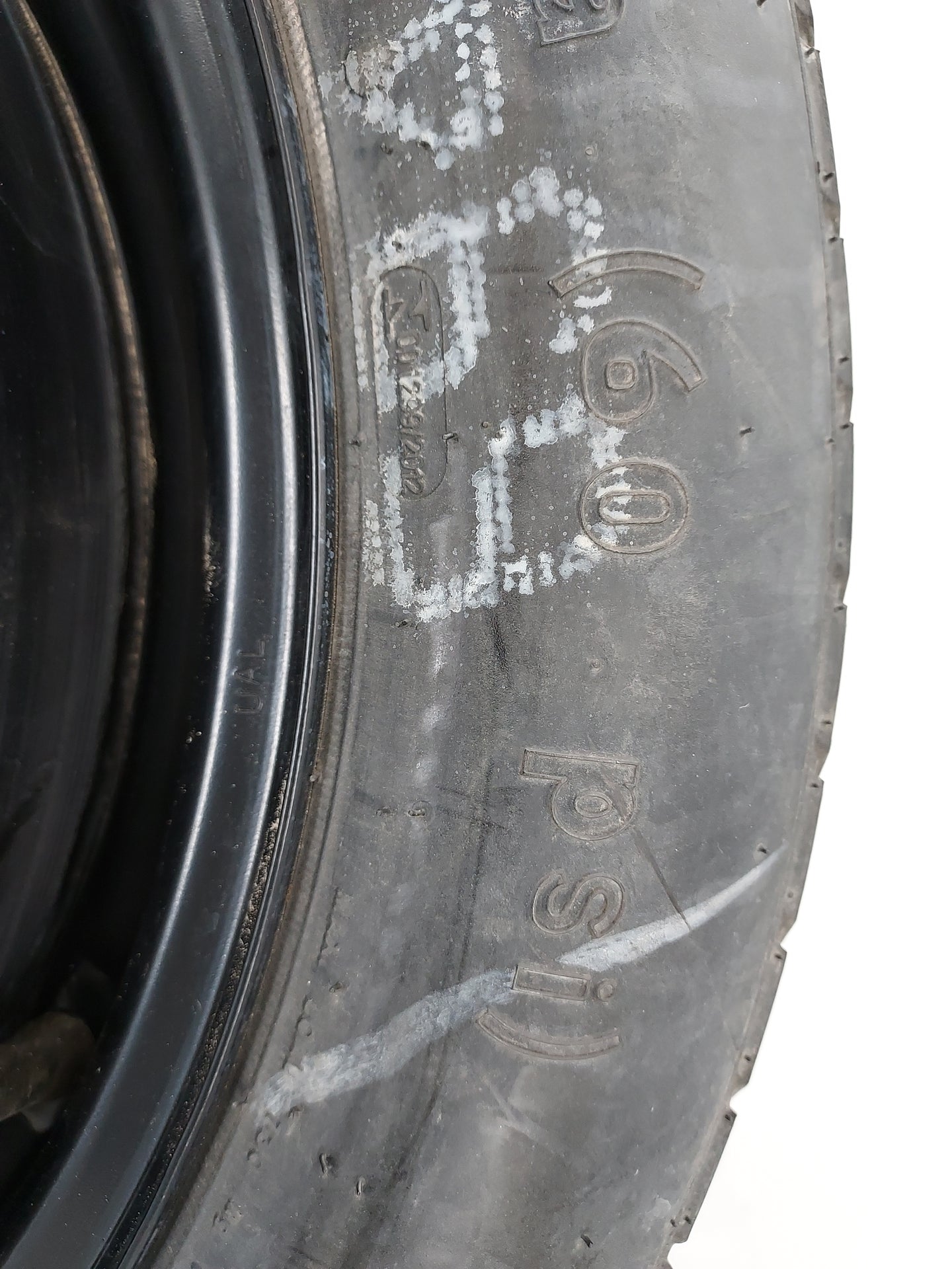 Dodge Caravan Spare Donut Tire Wheel Rim Oem 1420773 - Oemusedautoparts1.com