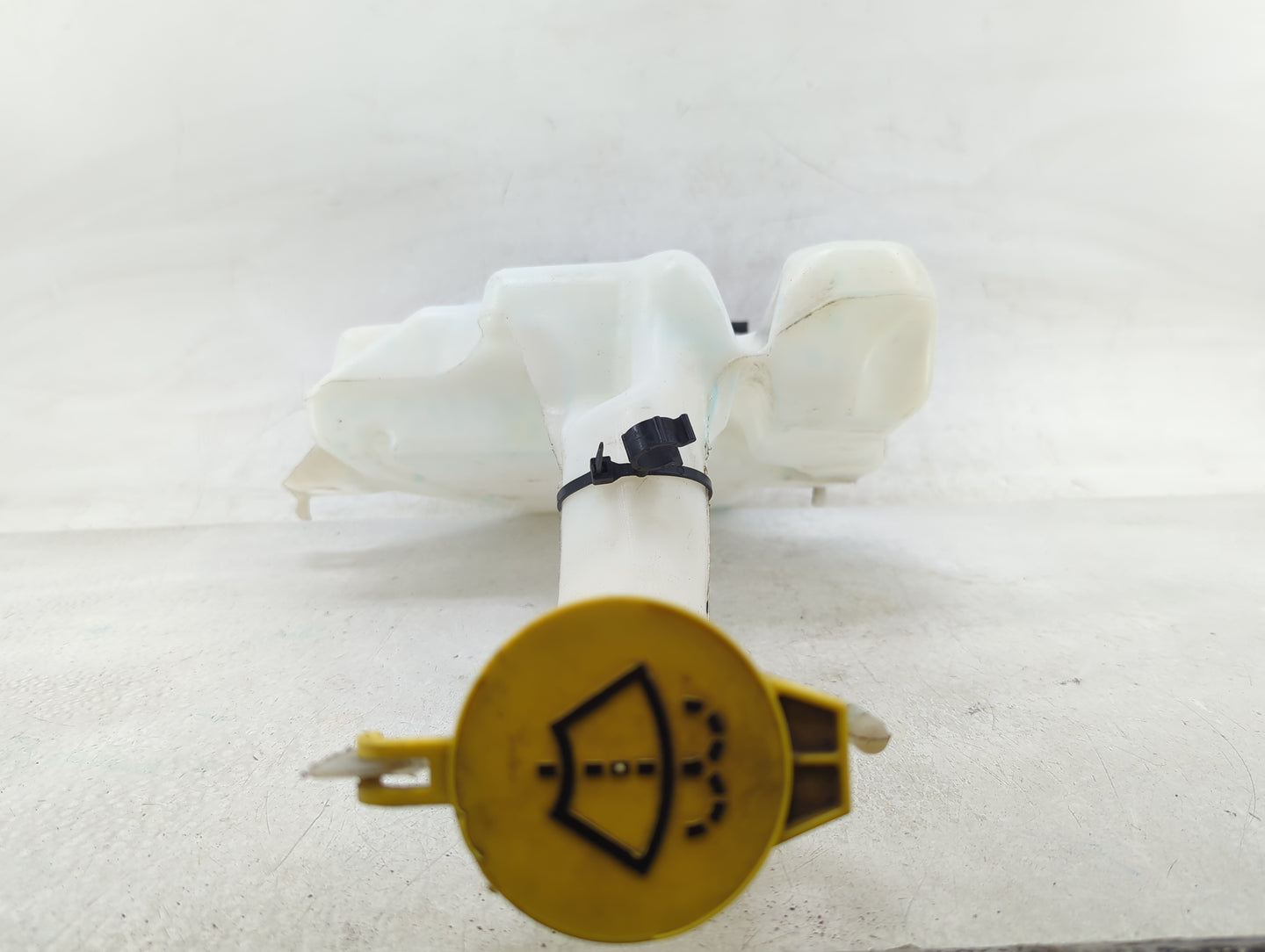 Dodge Caravan Windshield Washer Fluid Reservoir Bottle Oem - Oemusedautoparts1.com
