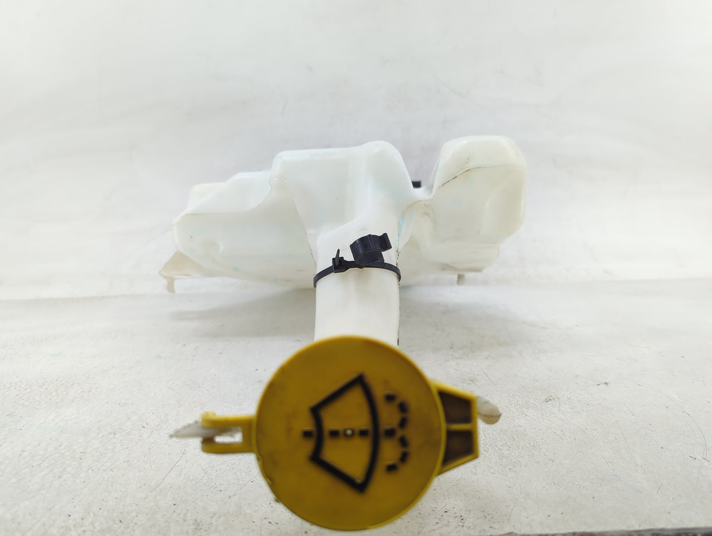 Dodge Caravan Windshield Washer Fluid Reservoir Bottle Oem - Oemusedautoparts1.com