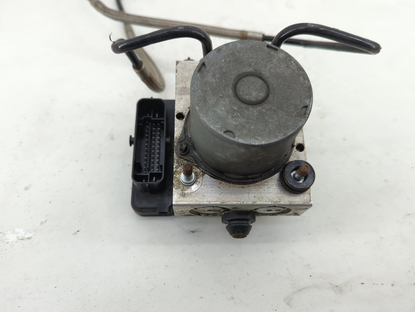 2017 Dodge Caravan ABS Pump Control Module Replacement P/N:P68183803AC Fits Fits 2015 2016 2018 2019 2020 OEM Used Auto Part