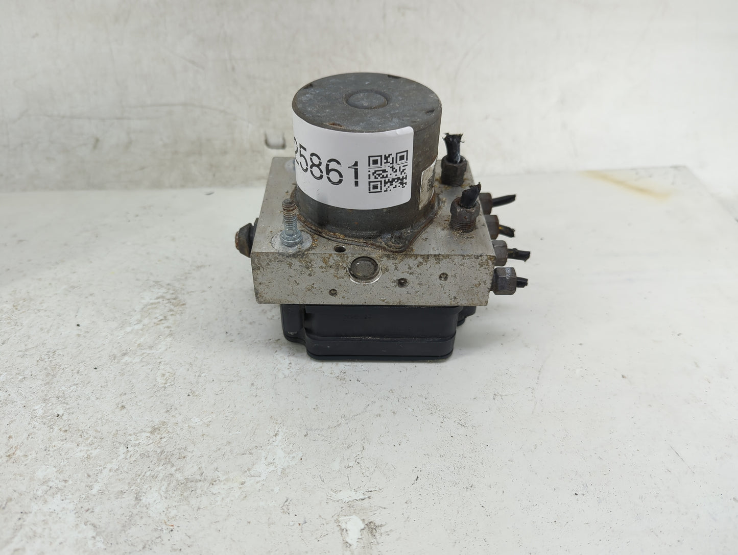 2017 Dodge Caravan ABS Pump Control Module Replacement P/N:P68183803AC Fits Fits 2015 2016 2018 2019 2020 OEM Used Auto Part