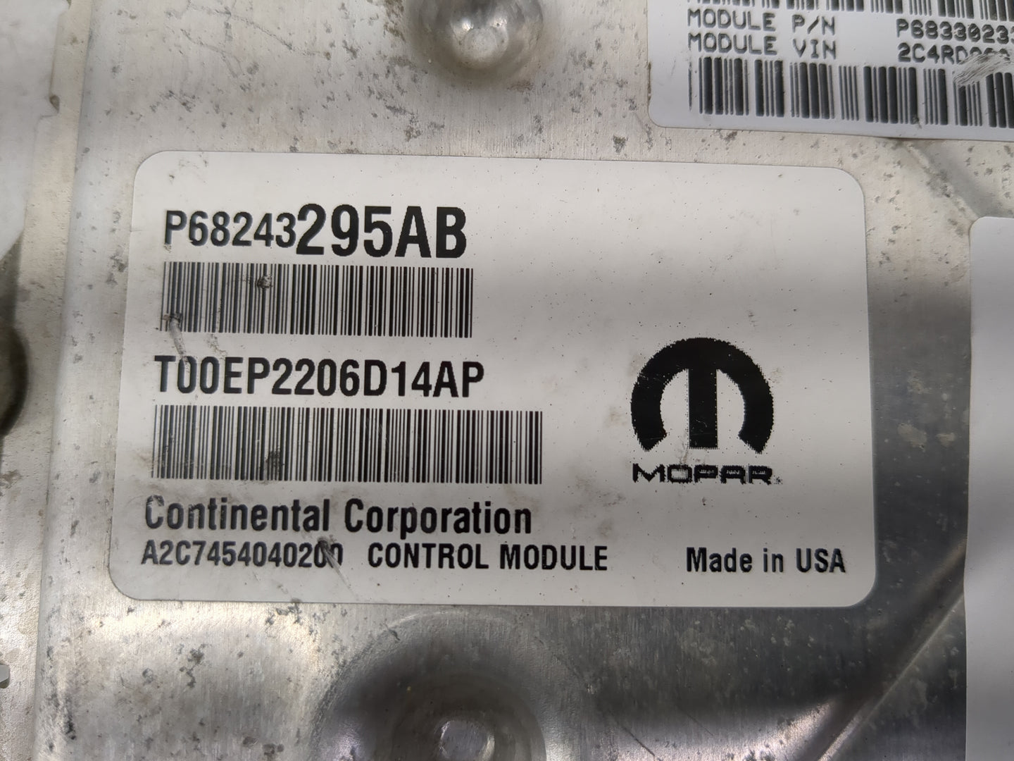 2017 Dodge Caravan PCM Engine Control Computer ECU ECM PCU OEM P/N:P68243295AB T00EP2206D14AP Fits Fits 2016 2018 2019 2020 