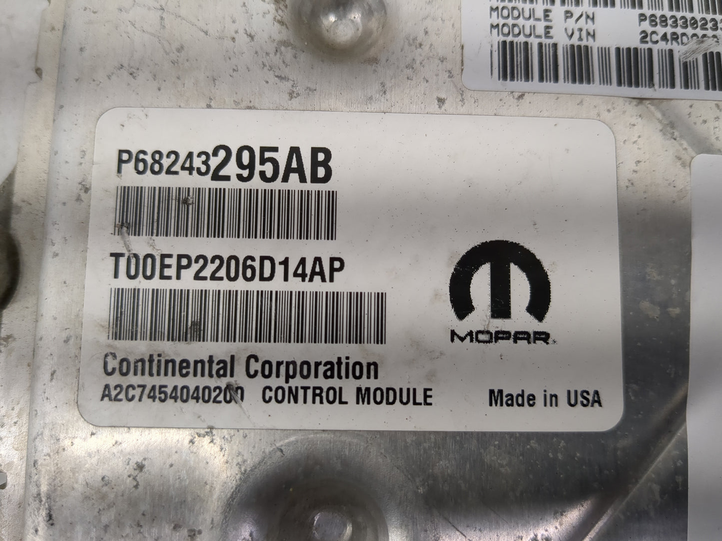 2017 Dodge Caravan PCM Engine Control Computer ECU ECM PCU OEM P/N:P68243295AB T00EP2206D14AP Fits Fits 2016 2018 2019 2020 