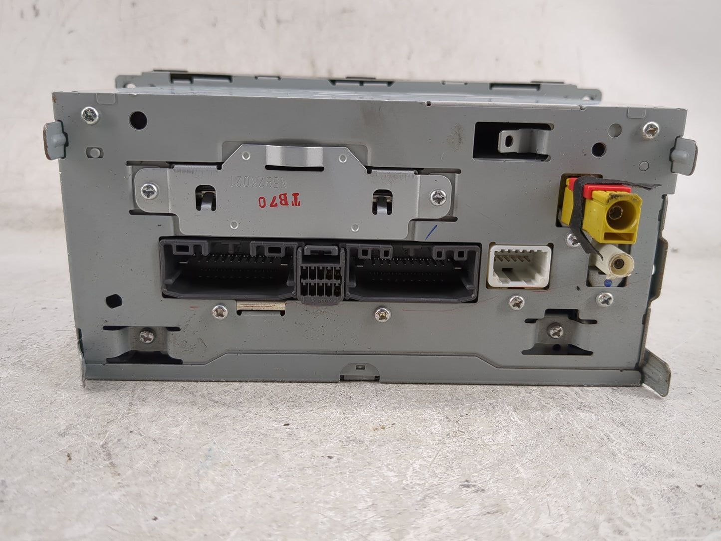 2017 Dodge Caravan Radio AM FM Cd Player Receiver Replacement P/N:68363307AA Fits Fits 2012 2013 2014 2015 2016 2018 2019 20