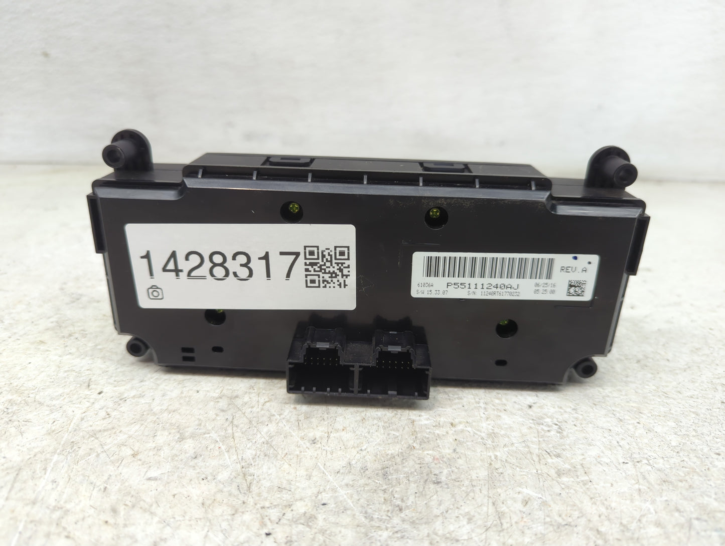 2017 Dodge Caravan Climate Control Module Temperature AC/Heater Replacement P/N:P55111240AJ Fits OEM Used Auto Parts - Oemus