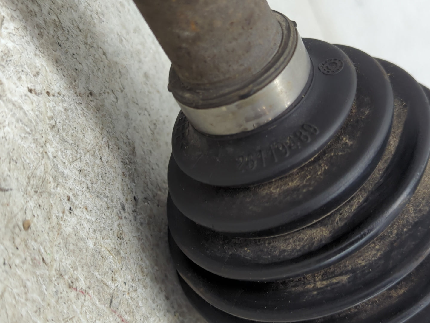Dodge Caravan Axle Shaft Front Passenger Cv C/v - Oemusedautoparts1.com
