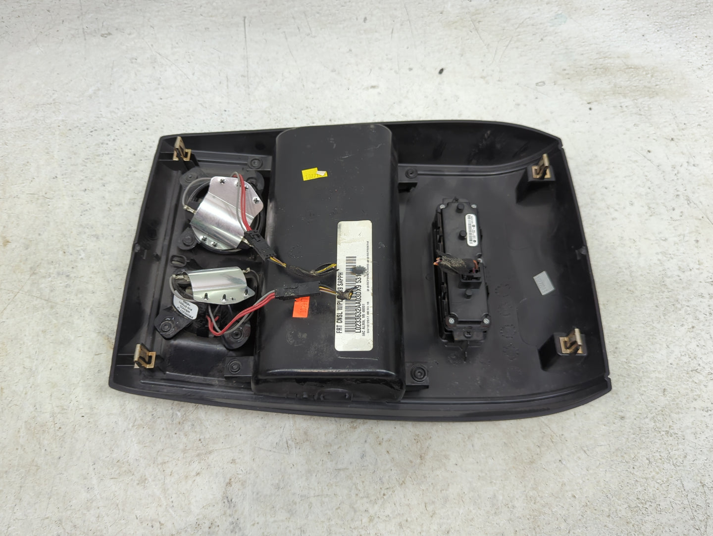 2017 Dodge Caravan Overhead Console W/rear Climate Control Black - Oemusedautoparts1.com