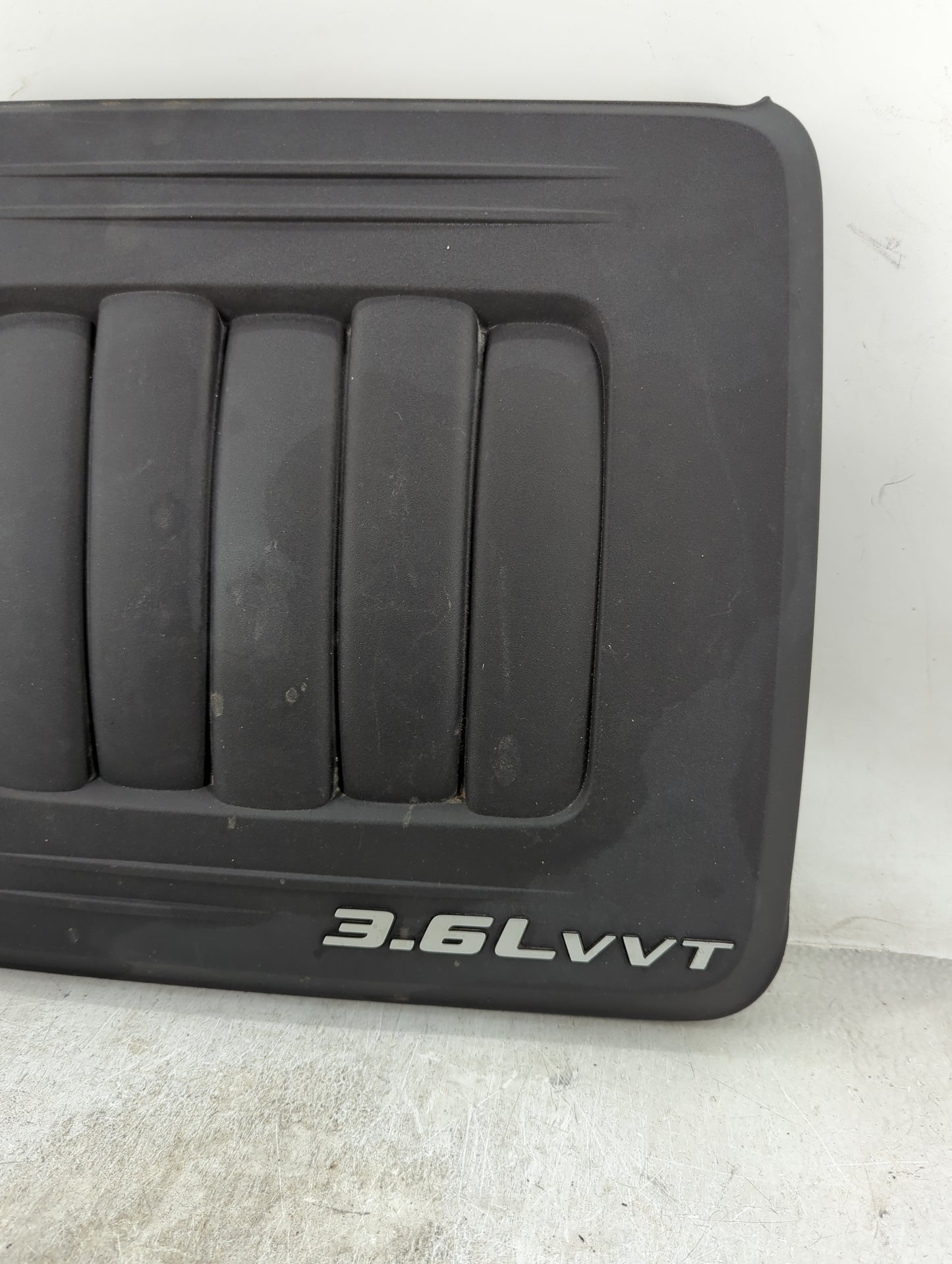 2017 Dodge Caravan Engine Cover - Oemusedautoparts1.com