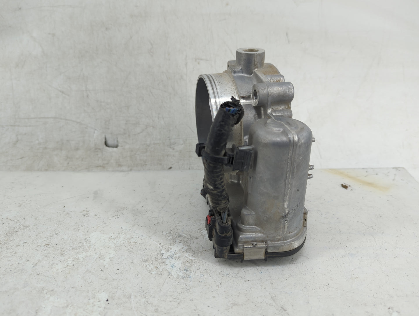 2017 Dodge Caravan Throttle Body P/N:0 280 750 570 05184349AC Fits Fits 2011 2012 2013 2014 2015 2016 2018 2019 2020 2021 20