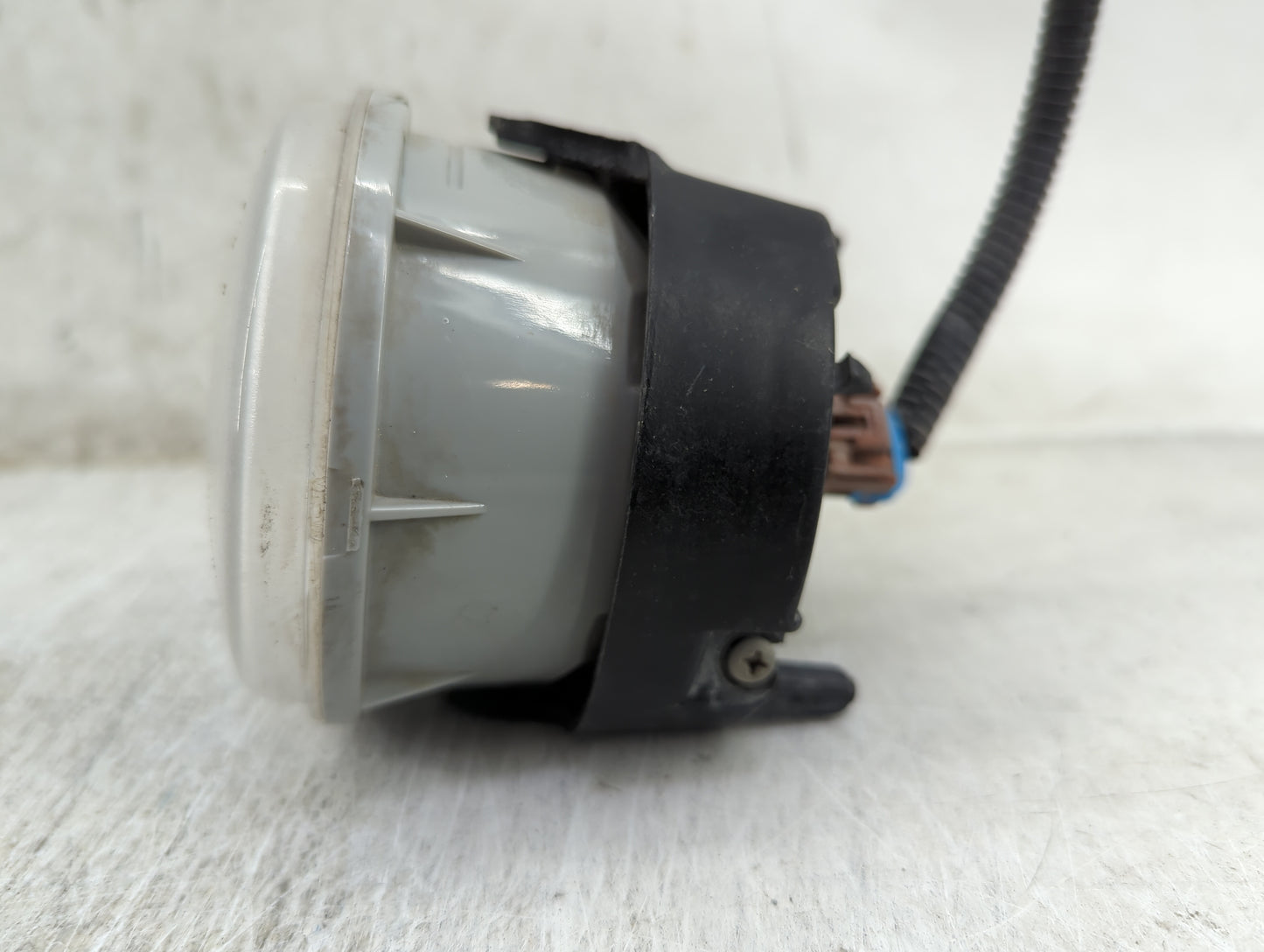 Dodge Caravan Passenger Right Oem Fog Light Lamp - Oemusedautoparts1.com