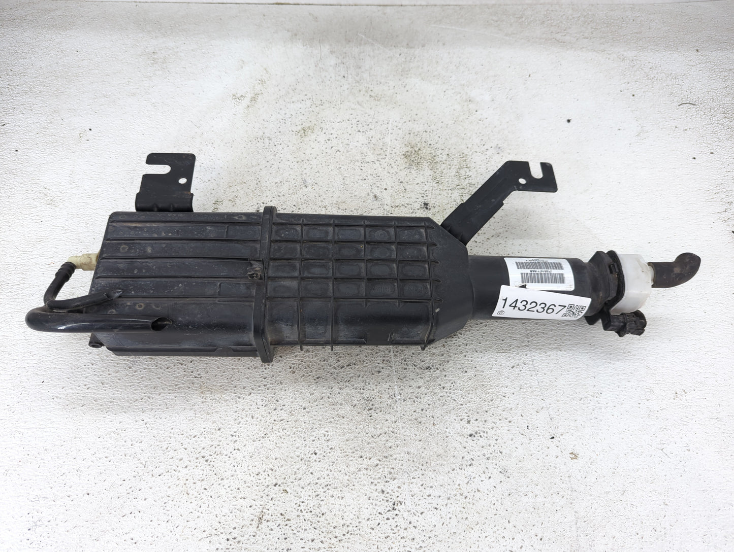 2017 Dodge Caravan Fuel Vapor Charcoal Canister 1432367 - Oemusedautoparts1.com