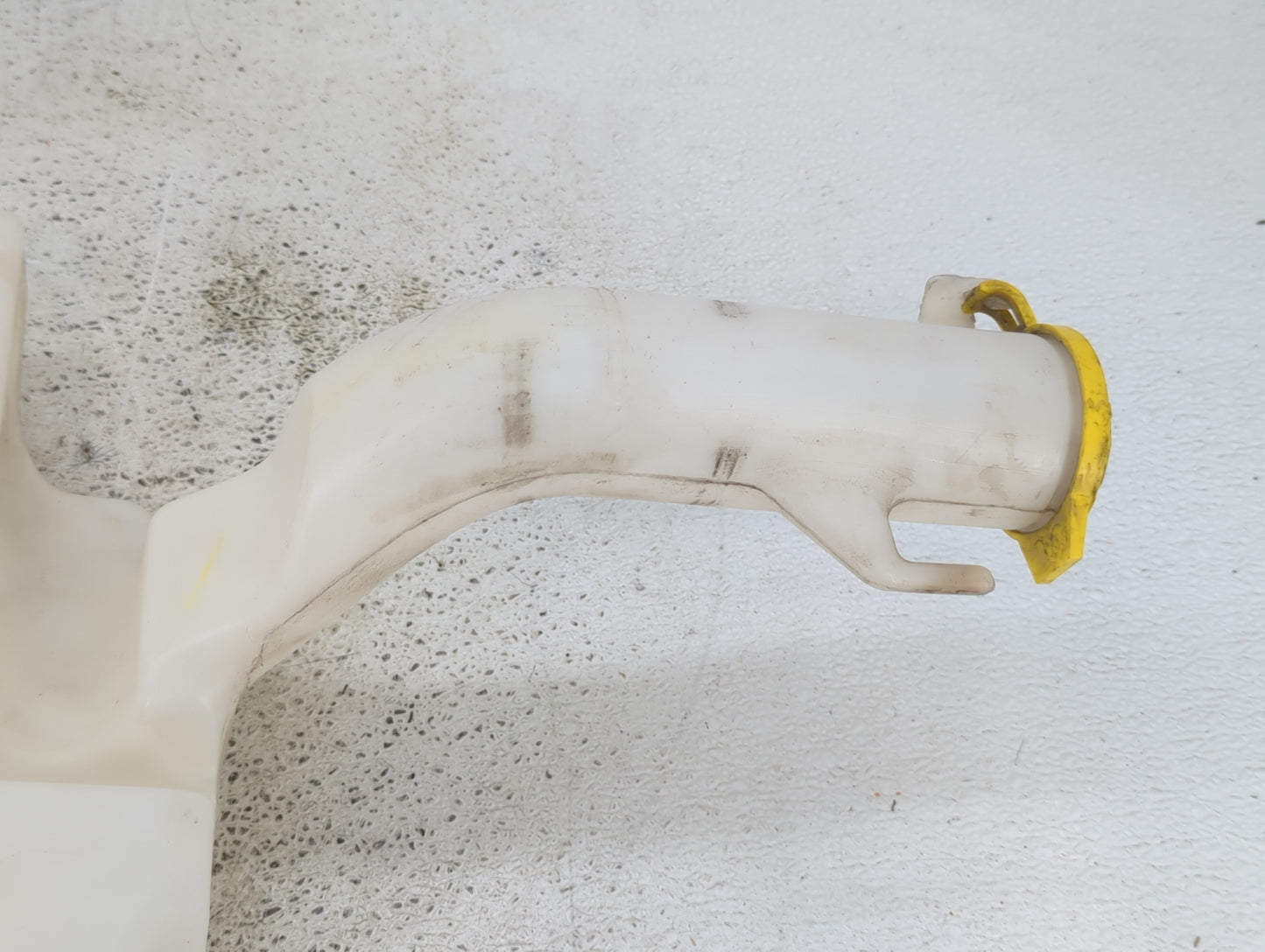 Dodge Caravan Windshield Washer Fluid Reservoir Bottle Oem - Oemusedautoparts1.com