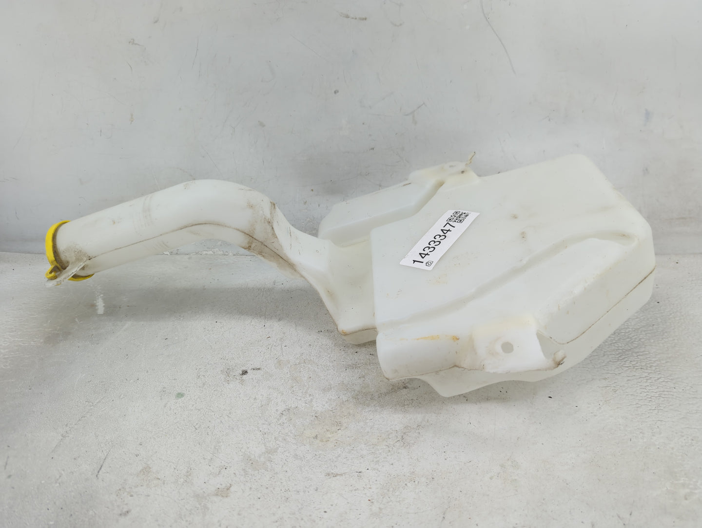 Dodge Caravan Windshield Washer Fluid Reservoir Bottle Oem - Oemusedautoparts1.com