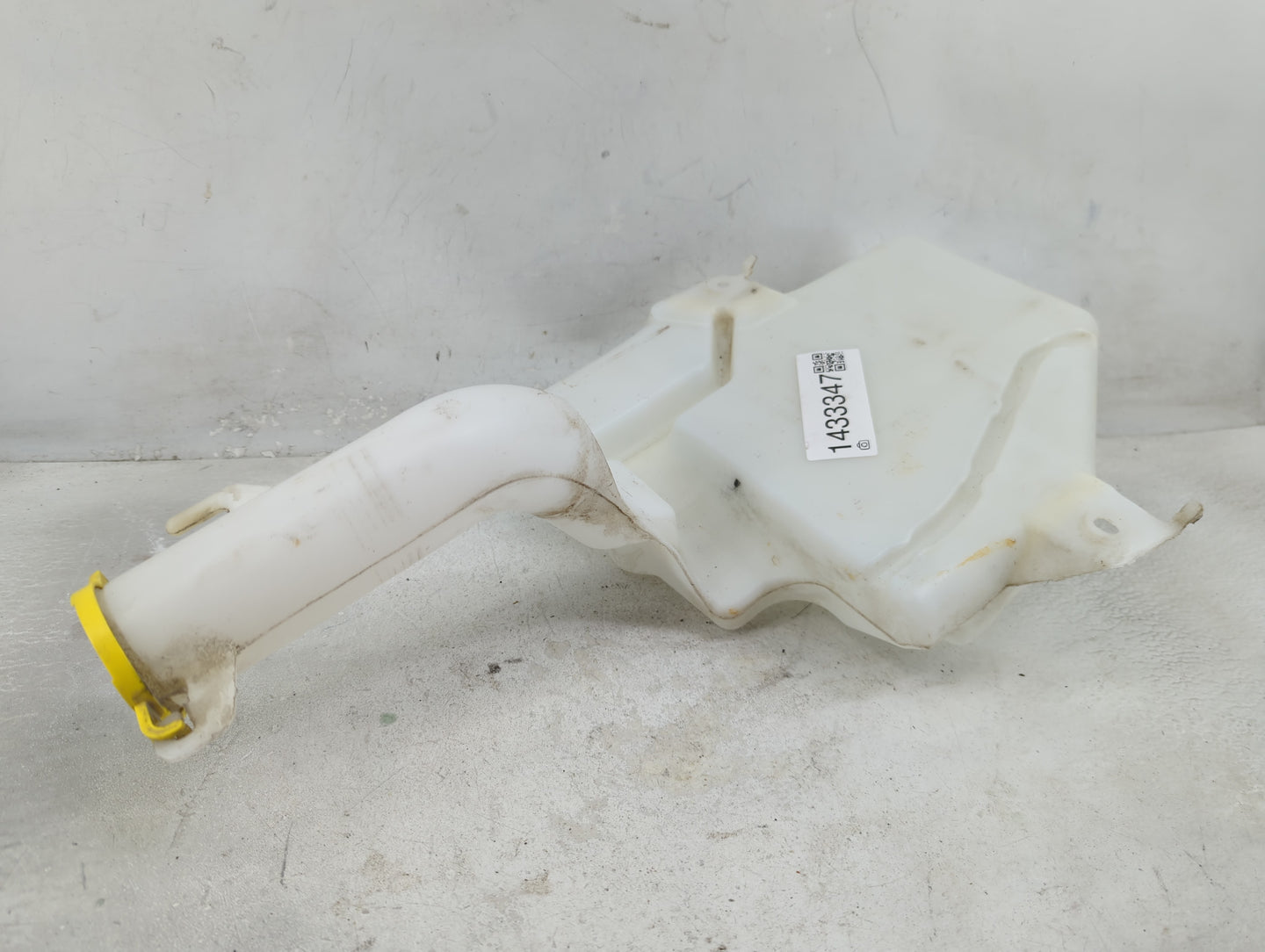 Dodge Caravan Windshield Washer Fluid Reservoir Bottle Oem - Oemusedautoparts1.com