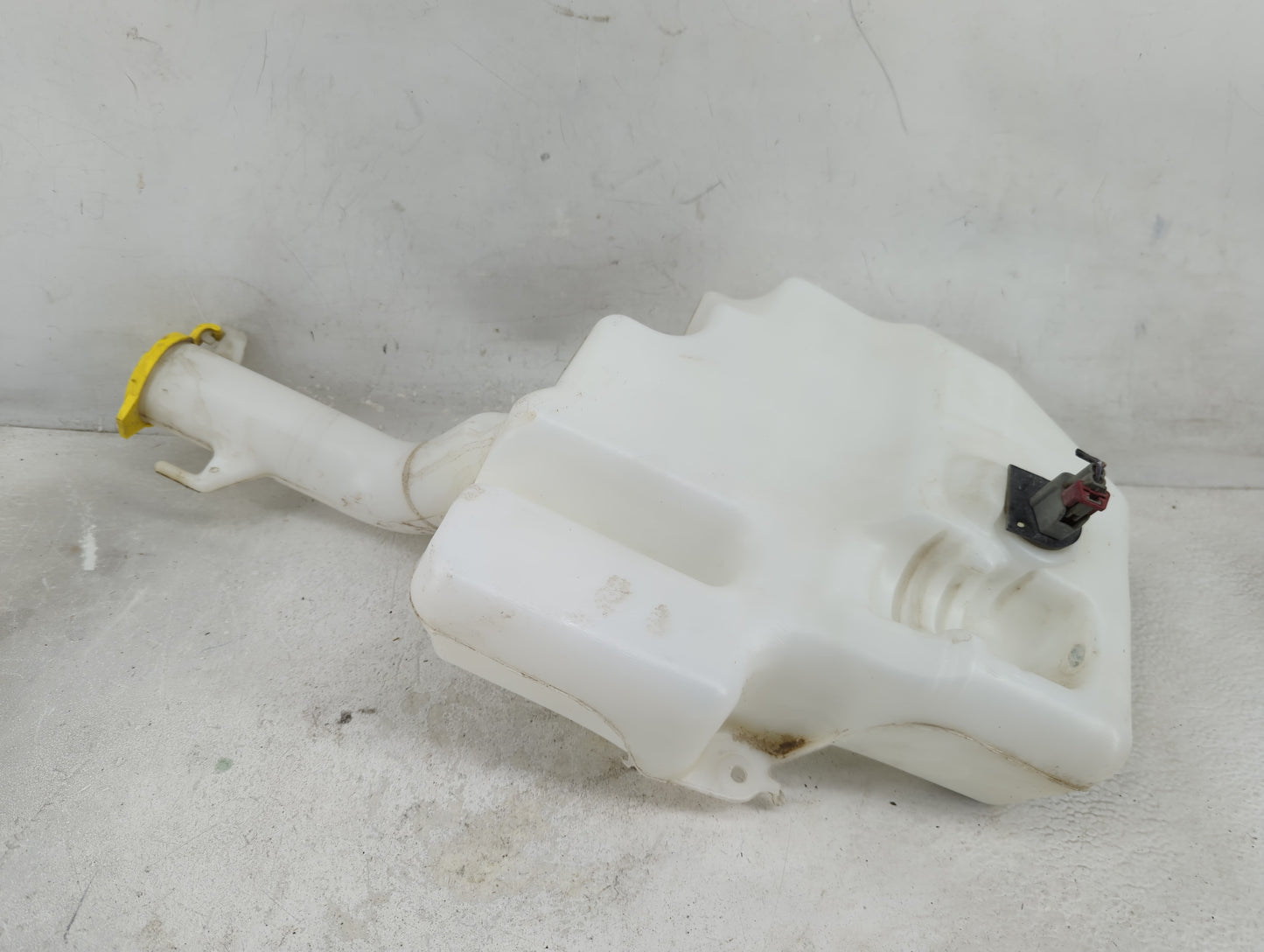 Dodge Caravan Windshield Washer Fluid Reservoir Bottle Oem - Oemusedautoparts1.com