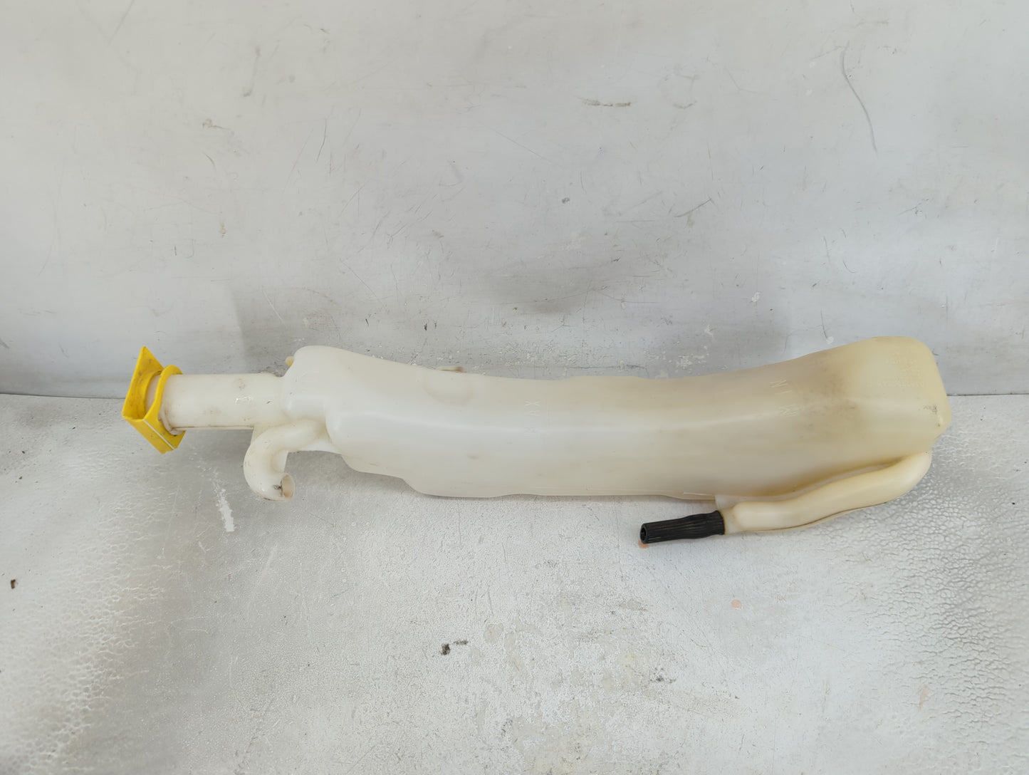 Dodge Caravan Radiator Coolant Overflow Expansion Tank Bottle White - Oemusedautoparts1.com