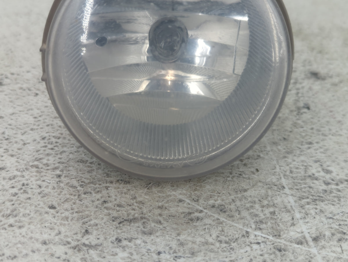 Dodge Caravan Driver Left Oem Fog Light Lamp 1436807 - Oemusedautoparts1.com