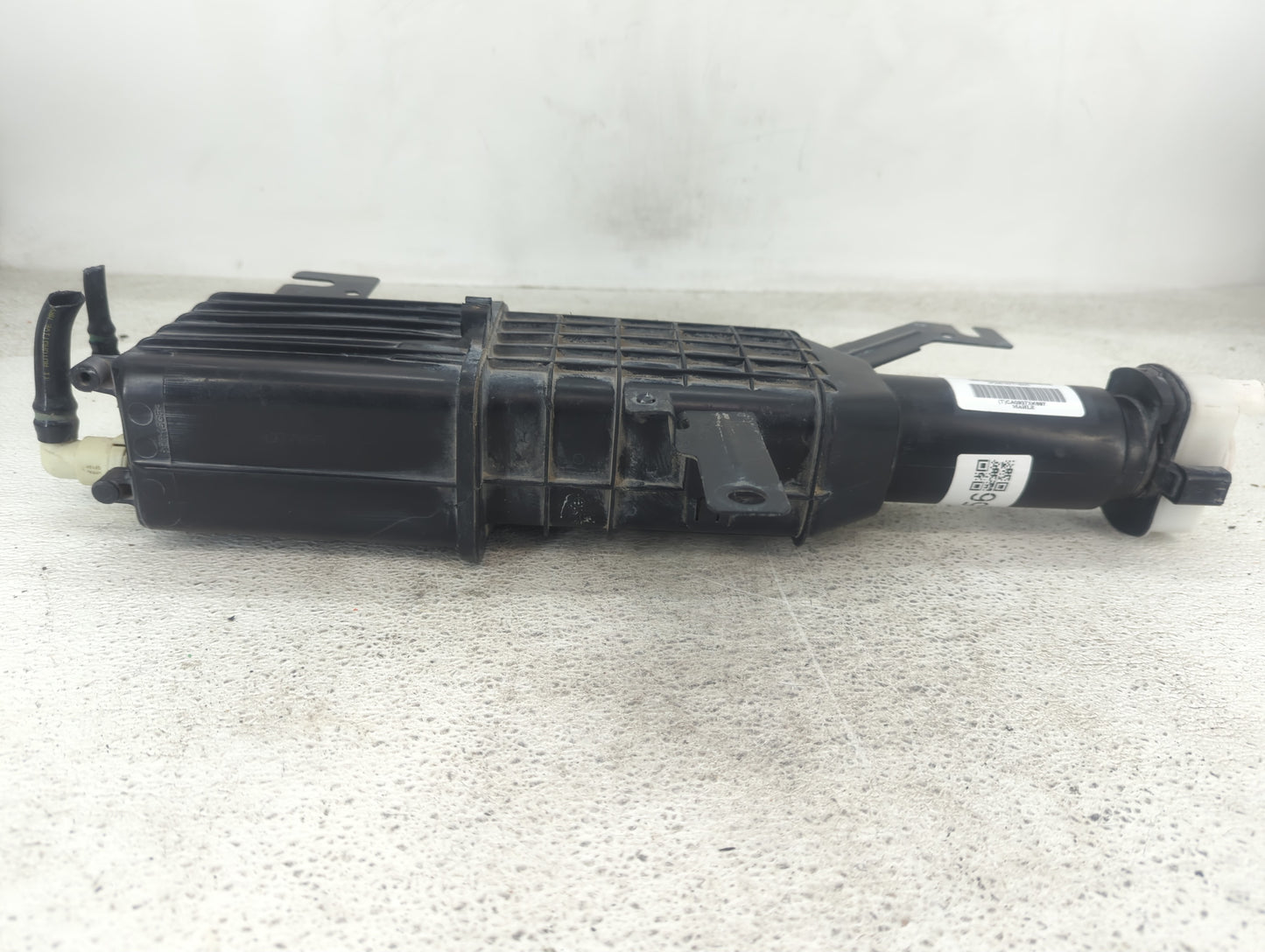 2017 Dodge Caravan Fuel Vapor Charcoal Canister 1437056 - Oemusedautoparts1.com