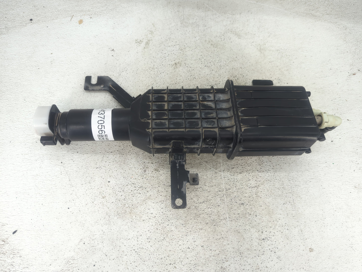 2017 Dodge Caravan Fuel Vapor Charcoal Canister 1437056 - Oemusedautoparts1.com